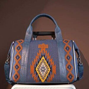 Wrangler Southwestern Print Duffle Bag Weekender Bag Tote Travel